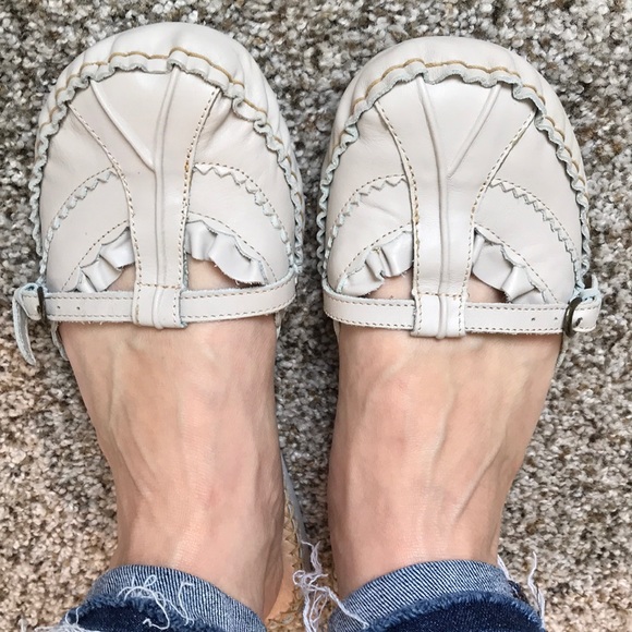 Anthropologie Gee Wawa Slide on Shoes Mules - Picture 6 of 8